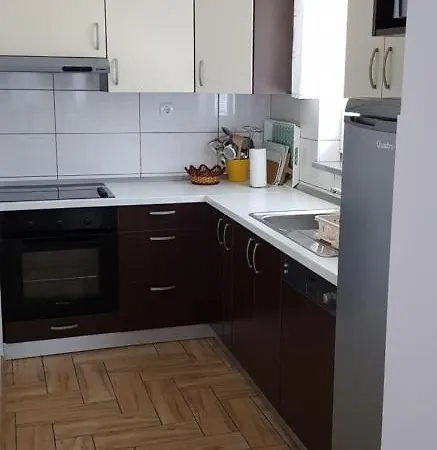 公寓 Apartman *