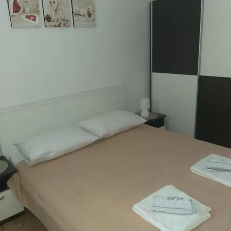 Apartman 公寓 洛瓦尼斯卡