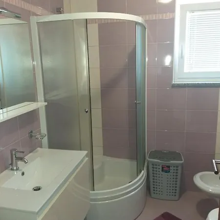 Apartman 公寓